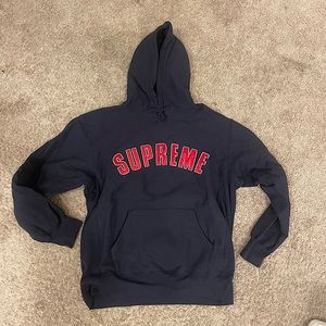 SUPREME HOODIE